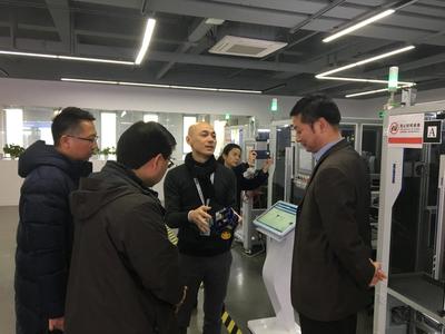 深化校企合作 共促創(chuàng)新發(fā)展 余聯(lián)慶院長(zhǎng)一行赴無(wú)錫、上海考察調(diào)研